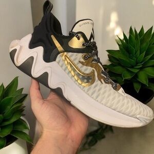 Nike Giannis Immortality Shoes Size 9.0 White Gold Black Basketball